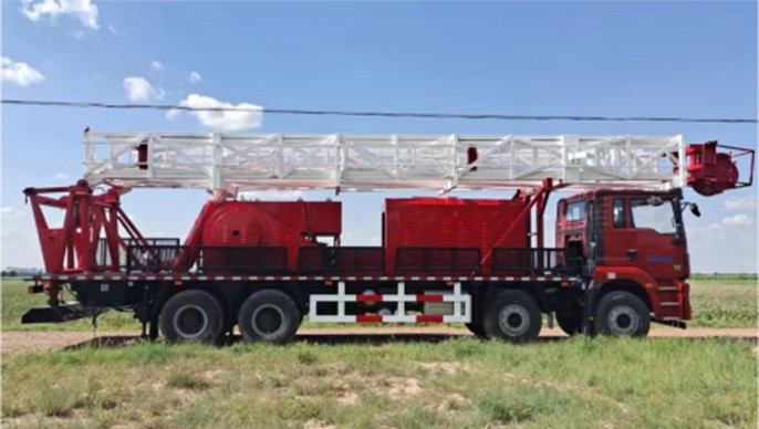 Type 350 Oil Field Workover Rig
